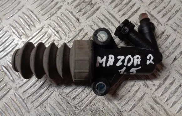 Mazda 2 Clutch slave cylinder D65141920