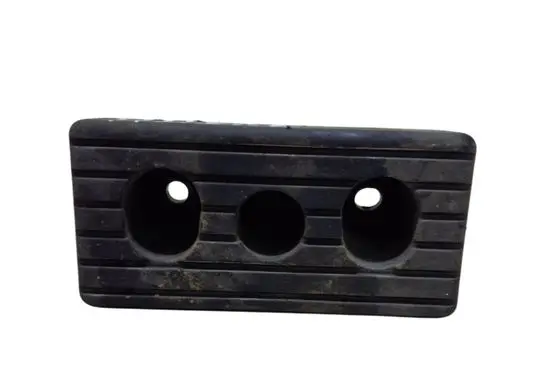 Tesla Model S Jacking socket point 