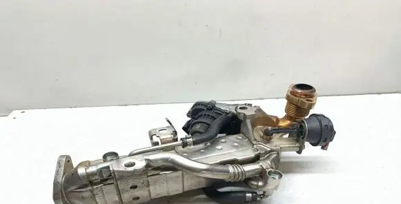 BMW 3 F30 F35 F31 EGR valve cooler 8513691