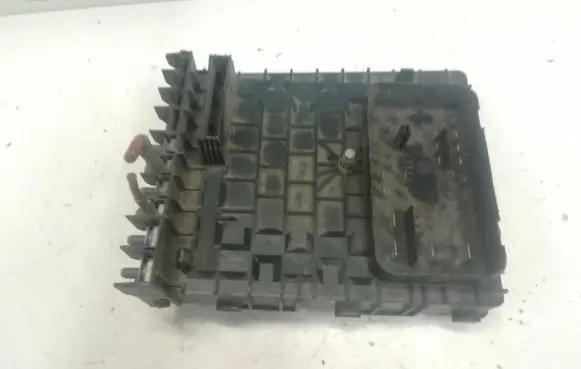 Volkswagen Jetta V Fuse box set 1K0937125D
