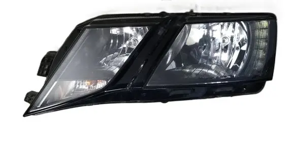 Skoda Octavia Mk3 (5E) Headlight/headlamp 5E1941015C 030110420100 LE15A6368