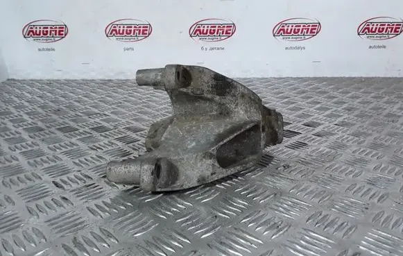 Audi A4 S4 B8 8K Engine mounting bracket 8K0199307AL