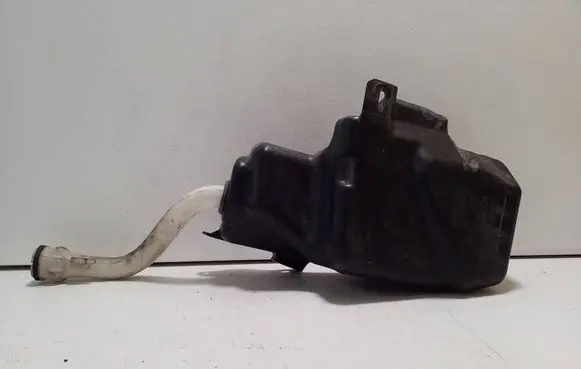 Chevrolet Orlando Windshield washer fluid reservoir/tank 13260590 95982967