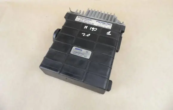 Mercedes-Benz E W124 Engine control unit/module 0045452332 0285007003 89179700