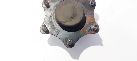 Honda CR-V Coil spring mount 