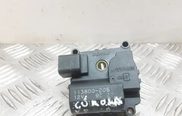 Toyota Corolla Verso E121 Air flap motor/actuator 1138002051