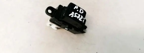 Subaru Legacy Electric window control switch 9610Z