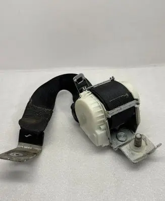 Jeep Cherokee IV KK Rear seatbelt 34001050B TC075