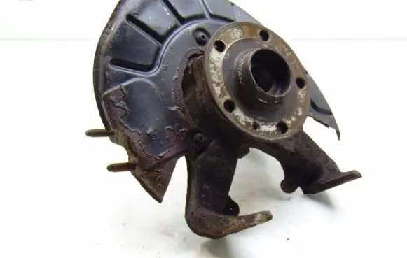 Skoda Octavia Mk2 (1Z) Front wheel hub spindle knuckle