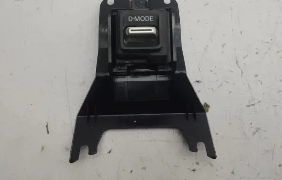 Nissan Juke II F16 Other switches/knobs/shifts 969316PA0A
