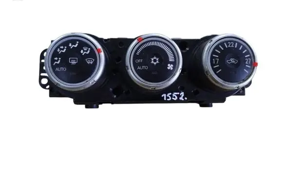Mitsubishi Lancer VIII Climate control unit 7820A082XB
