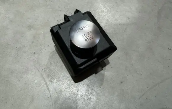 Mercedes-Benz ML W166 Ignition lock A1669059702
