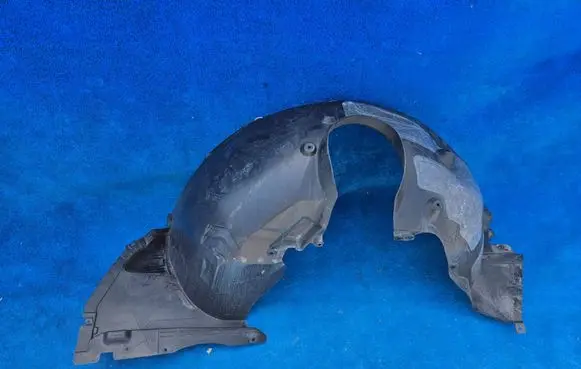 BMW X1 F48 F49 Front arch 7342176