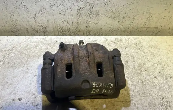 KIA Sorento Front brake caliper