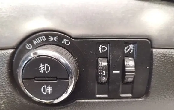 Opel Mokka Light switch 95297422