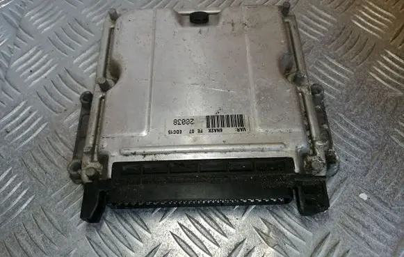 Citroen Xsara Picasso Engine control unit/module 9635158480 0281010137