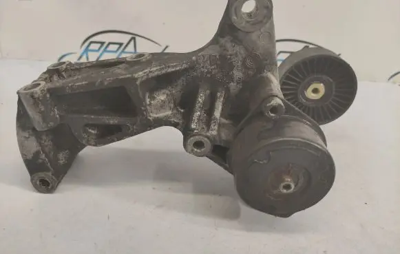 Volkswagen Transporter - Caravelle T4 Alternator belt tensioner 074903143F