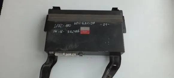 Toyota Land Cruiser (J100) Radio/CD/DVD/GPS head unit TOYOTA8611260011 8611260011