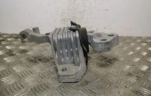 Jeep Cherokee Gearbox mount P68164709AF