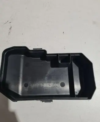 Mercedes-Benz X-class W470 Fuse box cover PPGF20M10