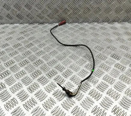 Volkswagen Tiguan Oil temperature sensor 03L906088CL
