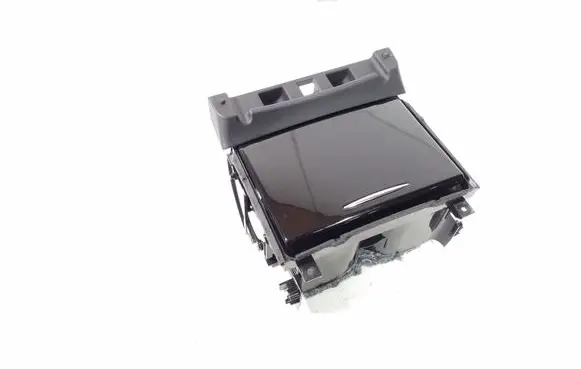 Cup holder front