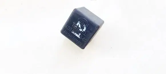 Volkswagen Golf IV Other relay 191953227
