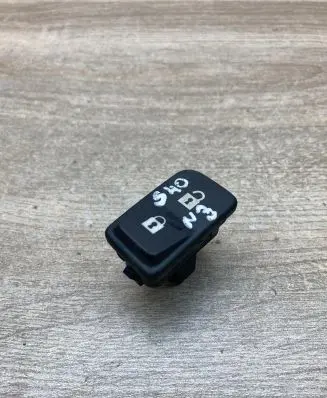 Volvo V50 Central locking switch button 30669958 30669957