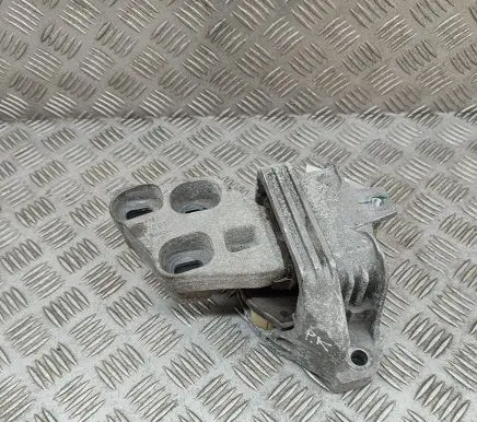 Mercedes-Benz CLA C117 X117 W117 Engine mount bracket A2462400617