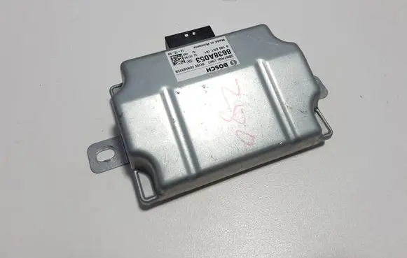 Mitsubishi Outlander Voltage converter/converter module 8638A053 0199DC1101