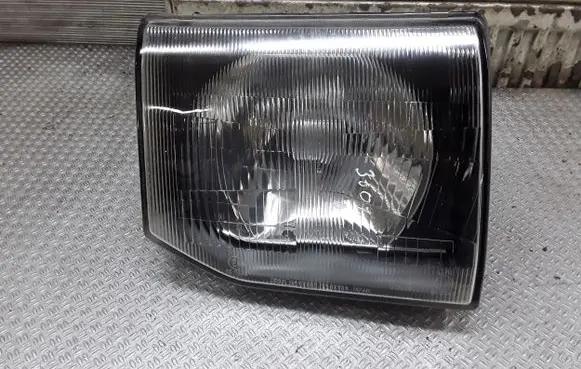 Mitsubishi Pajero Headlight/headlamp