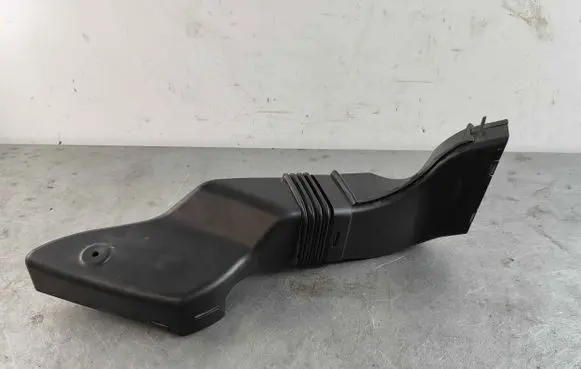 Jaguar F-Pace Air intake hose/pipe T4A2599