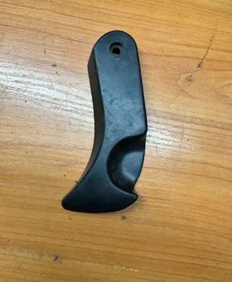 BMW 5 E39 Engine bonnet (hood) release handle 8226621