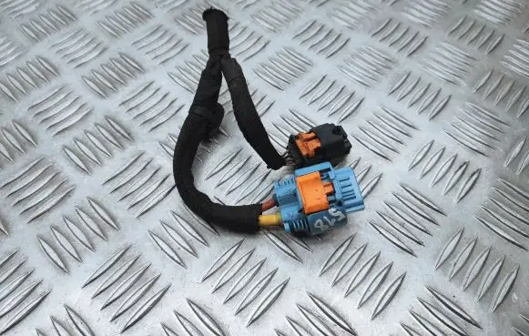 Coolant fan relay