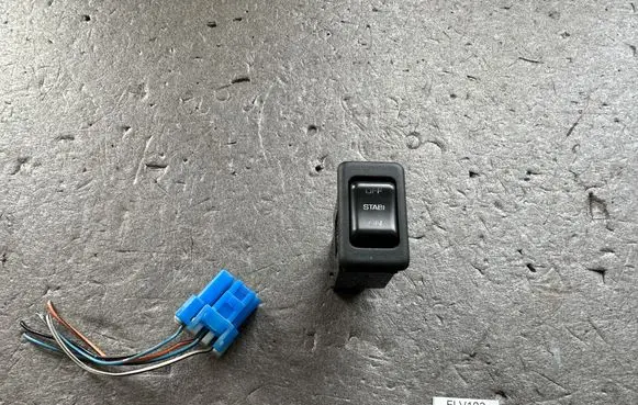 Nissan Patrol Y61 Other switches/knobs/shifts 25135VB000