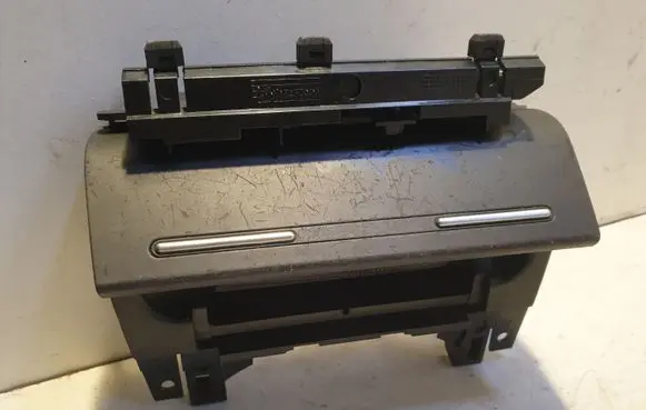 Car ashtray
