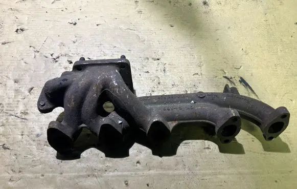 Volvo S80 Exhaust manifold 074253033K