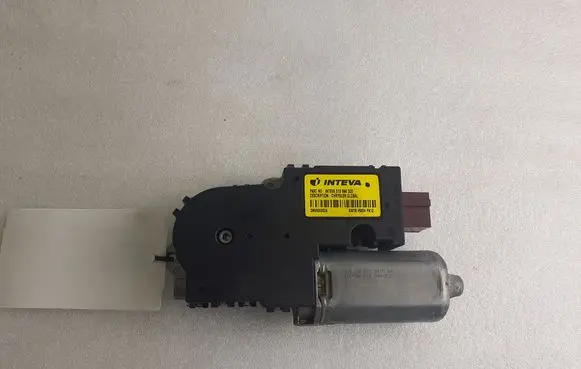 Dodge Durango Sunroof motor/actuator 513696520