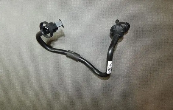 Audi A3 S3 8V Vacuum line/pipe/hose 5Q0612041F