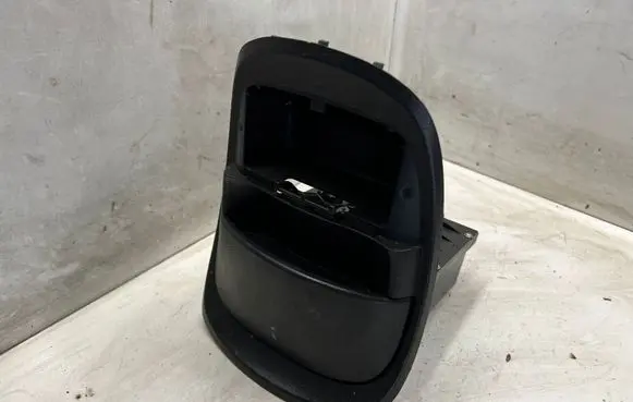 KIA Sportage Cup holder back ETI65KF1