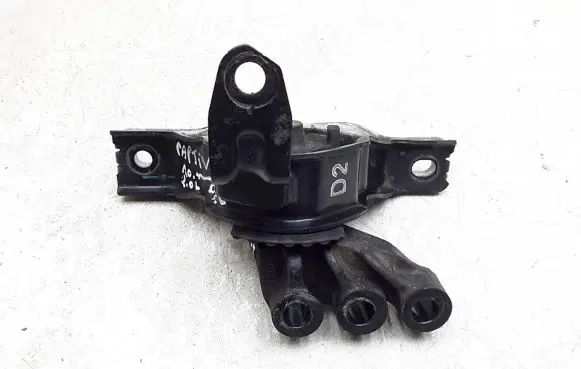 Chevrolet Captiva Engine mount bracket X04908