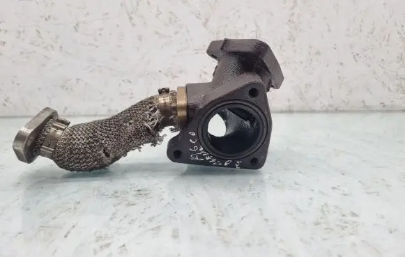 Audi A6 S6 C6 4F Exhaust manifold 5900108