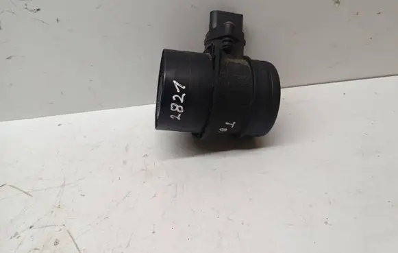 Volkswagen Touran I Mass air flow meter 0281002461 074906461B