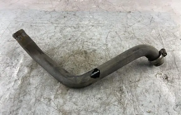 Mercedes-Benz Vito Viano W639 Engine coolant pipe/hose A6398321093