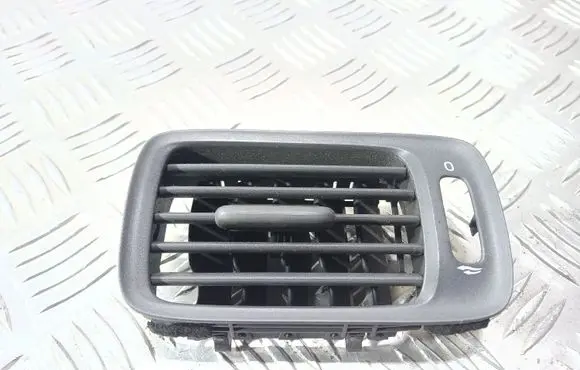 Volvo S70 V70 V70 XC Dashboard side air vent grill/cover trim 9177529