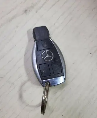 Mercedes-Benz C W204 Ignition key/card 