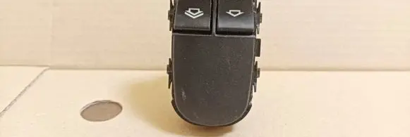 Ford Focus Electric window control switch 98AG14529AC 49820 03162302