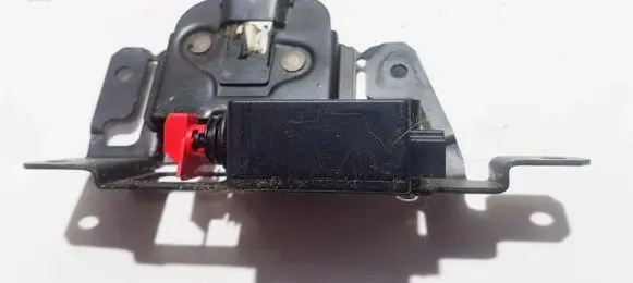 BMW X3 E83 Tailgate/trunk/boot lock/catch/latch 51247057364