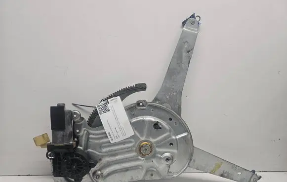 Volvo V70 Front door window regulator with motor 3069902