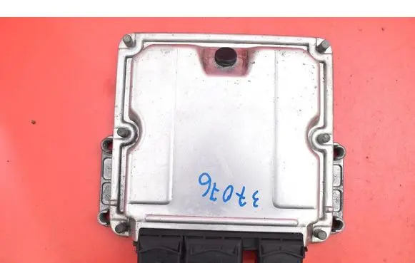 Peugeot 607 Engine control unit/module ECU 9647473580